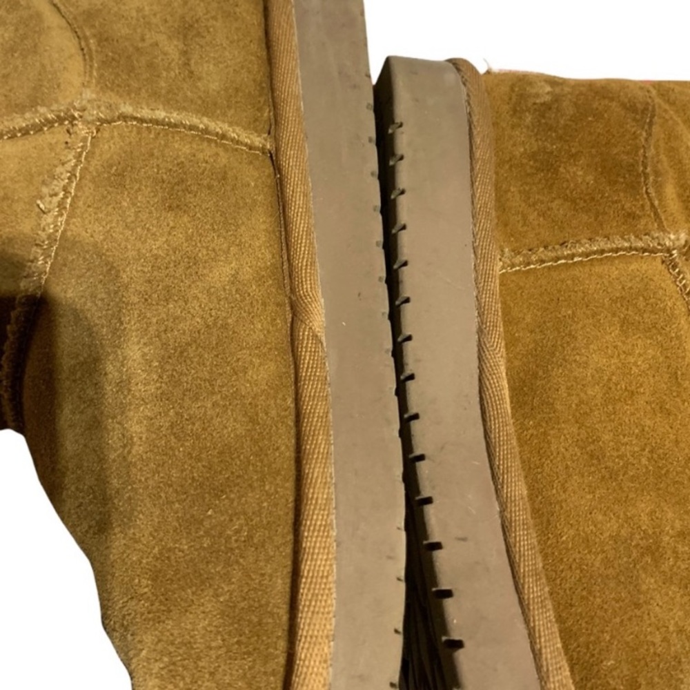 UGG Kollaburra Victoria Short Fur Boot 
Girls 3 - Picture 7 of 11